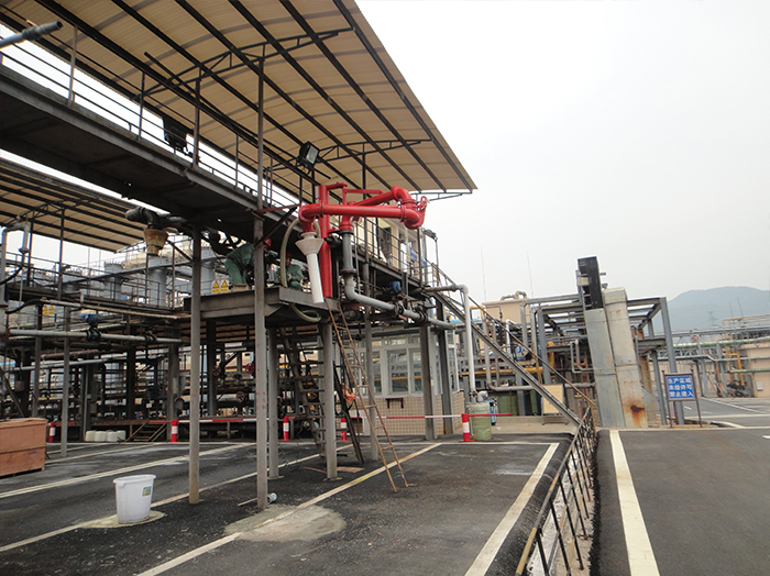 1561519581124925.jpg 1412襯四氟現場裝車.jpg